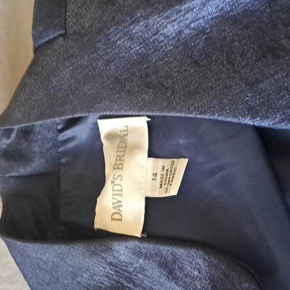 Evening dress - Picture 3 of 5